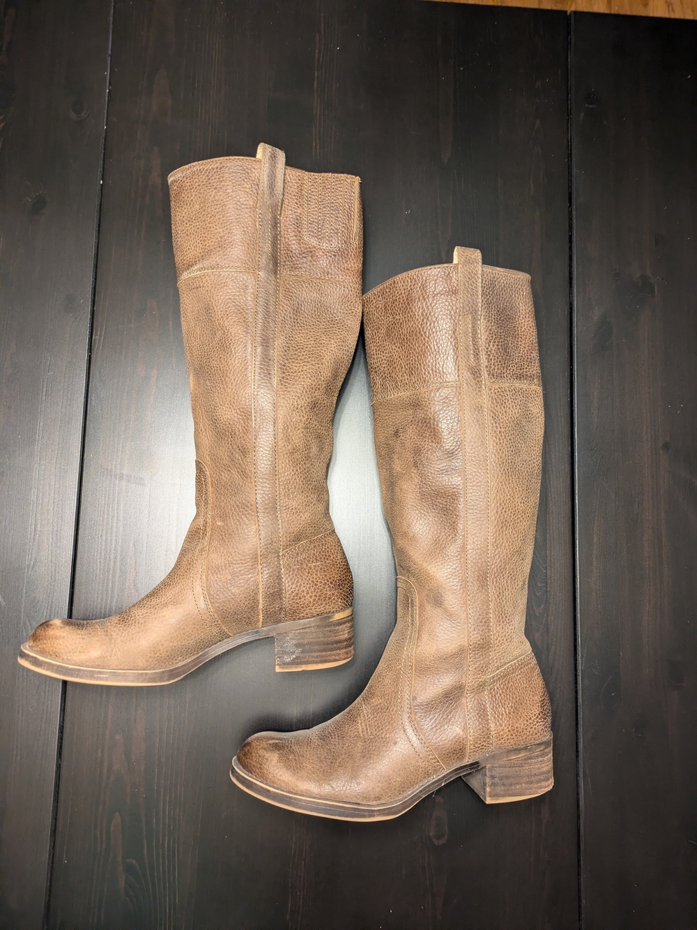 Lucky Brand Tan Distressed Pull On Tall Boots Hybiscus Style Sz 8.5